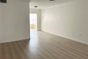 7011 Place De La Paix, Saint Petersburg, FL 33707 - Photo 5