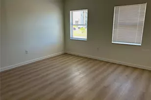 7011 Place De La Paix, Saint Petersburg, FL 33707 - Photo 15