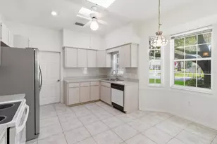 3540 S Belgrave Dr, Inverness, FL 34452 - Photo 5