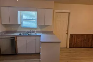 5809 J G Rogers Ln, Plant City, FL 33567 - Photo 11