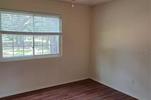 5809 J G Rogers Ln, Plant City, FL 33567 - Photo 5