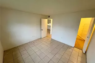 5038 Terrace Palms Cir, Tampa, FL 33617 - Photo 15