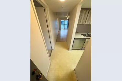 5038 Terrace Palms Circle #202, Tampa, FL 33617 - Photo 5
