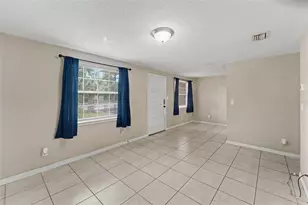 4224 E Regnas Ave, Tampa, FL 33617 - Photo 7