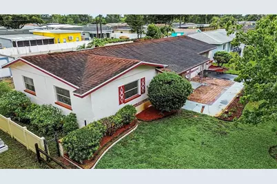 6026 44th Avenue N, Kenneth City, FL 33709 - Photo 17