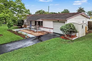 6026 44th Ave N, Kenneth City, FL 33709 - Photo 15