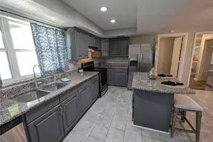 3273 Harbor Lake Dr, Largo, FL 33770 - Photo 19