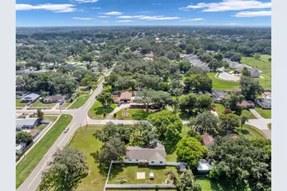 1002 Kay Jean Drive, Valrico, FL 33594 - Photo 9