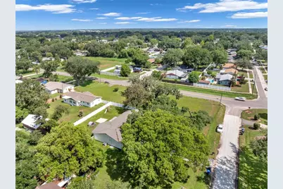 1002 Kay Jean Drive, Valrico, FL 33594 - Photo 13