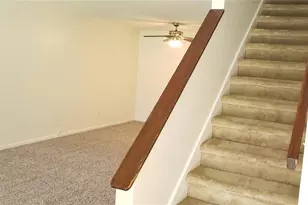 16106 Sagebrush Rd, Tampa, FL 33618 - Photo 3