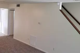 16106 Sagebrush Rd, Tampa, FL 33618 - Photo 5
