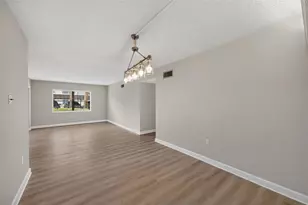 4780 Cove Circle St, Saint Petersburg, FL 33708 - Photo 27