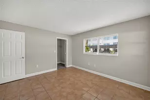 4780 Cove Circle St, Saint Petersburg, FL 33708 - Photo 21