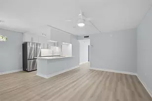8931 Blind Pass Rd, Saint Pete Beach, FL 33706 - Photo 5