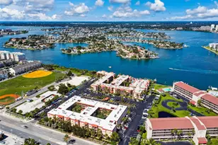 8931 Blind Pass Rd, Saint Pete Beach, FL 33706 - Photo 27