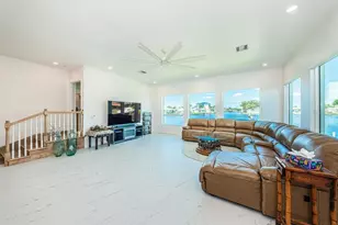 4280 13th Ln NE, Saint Petersburg, FL 33703 - Photo 15