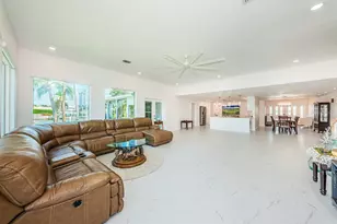 4280 13th Ln NE, Saint Petersburg, FL 33703 - Photo 21