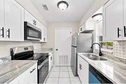 4215 E Bay Drive #405, Clearwater, FL 33764 - Photo 3