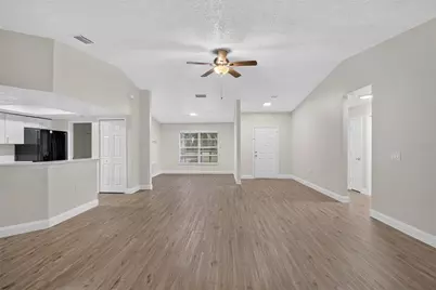 27526 Green Willow Run, Wesley Chapel, FL 33544 - Photo 9