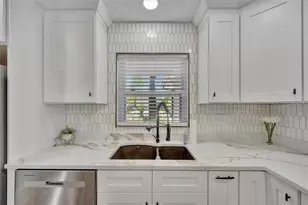 6209 Flamingo Dr, Apollo Beach, FL 33572 - Photo 13
