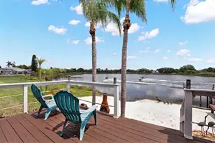 22523 Willow Lakes Dr, Lutz, FL 33549 - Photo 13
