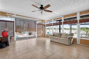 22523 Willow Lakes Dr, Lutz, FL 33549 - Photo 45