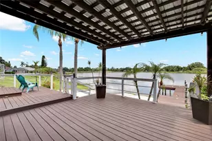22523 Willow Lakes Dr, Lutz, FL 33549 - Photo 15