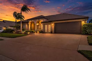 22523 Willow Lakes Dr, Lutz, FL 33549 - Photo 3