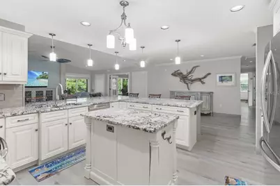 810 25th Avenue W, Palmetto, FL 34221 - Photo 9