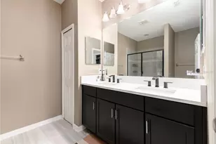 29844 Southwell Ln, Wesley Chapel, FL 33543 - Photo 19