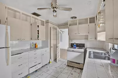 1450 Rogers Street, Clearwater, FL 33756 - Photo 23