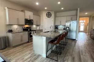 1127 Pipestone Pl, Wesley Chapel, FL 33543 - Photo 7