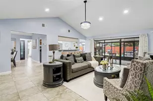 15747 Scrimshaw Dr, Tampa, FL 33624 - Photo 7