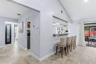 15747 Scrimshaw Dr, Tampa, FL 33624 - Photo 9