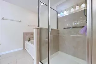 10144 Arbor Run Dr, Tampa, FL 33647 - Photo 23
