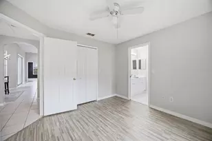 4634 River Overlook Dr, Valrico, FL 33596 - Photo 47