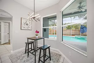 4634 River Overlook Dr, Valrico, FL 33596 - Photo 5
