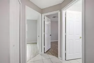 4634 River Overlook Dr, Valrico, FL 33596 - Photo 39