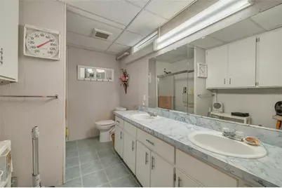 2865 E Bay Drive, Largo, FL 33771 - Photo 35