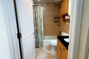 11605 3rd St E, Treasure Island, FL 33706 - Photo 23