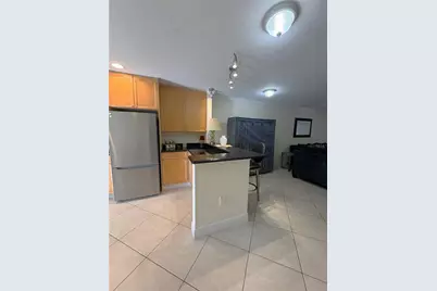 11605 3rd Street E #306, Treasure Island, FL 33706 - Photo 9