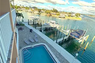 11605 3rd St E, Treasure Island, FL 33706 - Photo 33