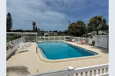4150 66th Street N #1, Saint Petersburg, FL 33709 - Photo 5