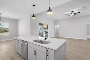 3840 Saddle Hl Trl, Fruitland Park, FL 34731 - Photo 5