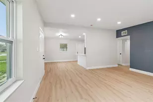 7812 Egypt Lake Dr, Tampa, FL 33614 - Photo 17