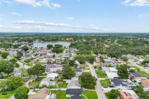 7812 Egypt Lake Dr, Tampa, FL 33614 - Photo 51