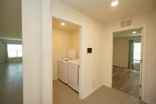 501 Calico Scallop St, Ruskin, FL 33570 - Photo 21