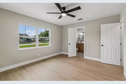 7802 N Matanzas Avenue, Tampa, FL 33614 - Photo 27