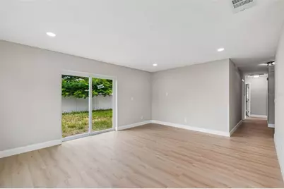 7802 N Matanzas Avenue, Tampa, FL 33614 - Photo 11