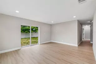 7802 N Matanzas Ave, Tampa, FL 33614 - Photo 11